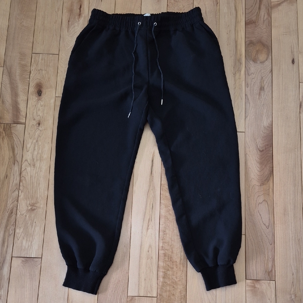 Wilfred Women's Size Small Black Elastic Waist Capri Jogger Sweatpants